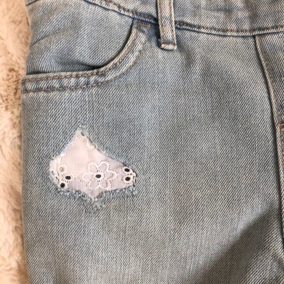 Girls denim overalls. - Picture 2 of 4